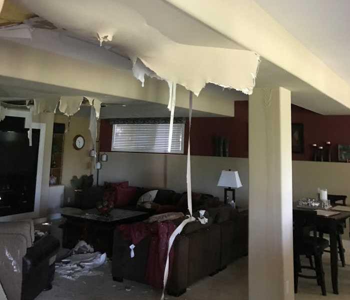 Water damage in Arvada living room